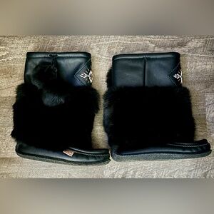 REAL Rabbit Fur & Leather Mukluks Size 7 -  13 inch shaft